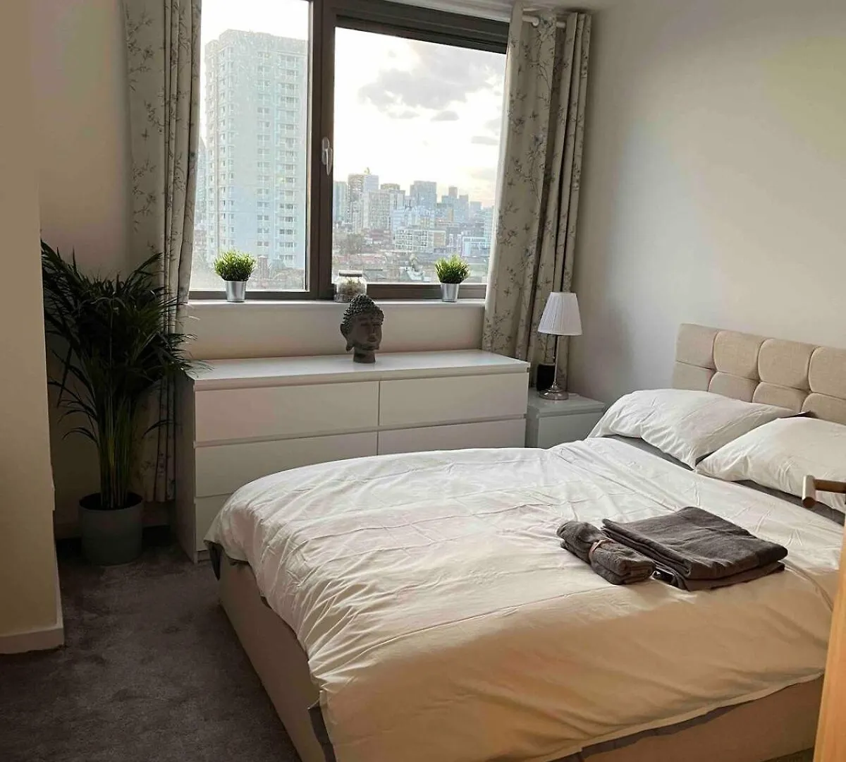 Amazing & Homely & Quiet 1 Bd Apt London location